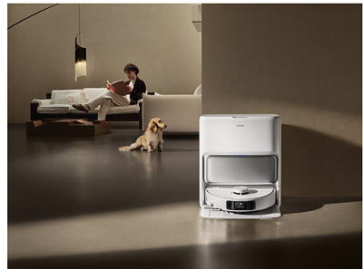 MOVA P50 Pro Ultra blanc avec sa station multifonction dans un salon